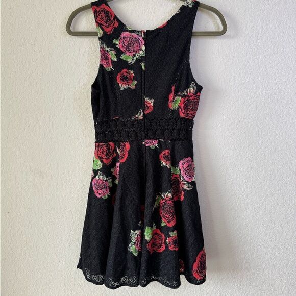 Free People Printed Daisy Waist Dress Black Combo Sz 4 Lace Floral Sleeveless - Picture 4 of 6